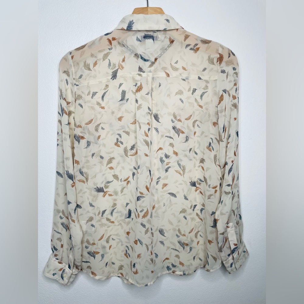 Old Navy Studio Spot Women’s Sheer Button Down Long Sleeve Blouse - Picture 4 of 7